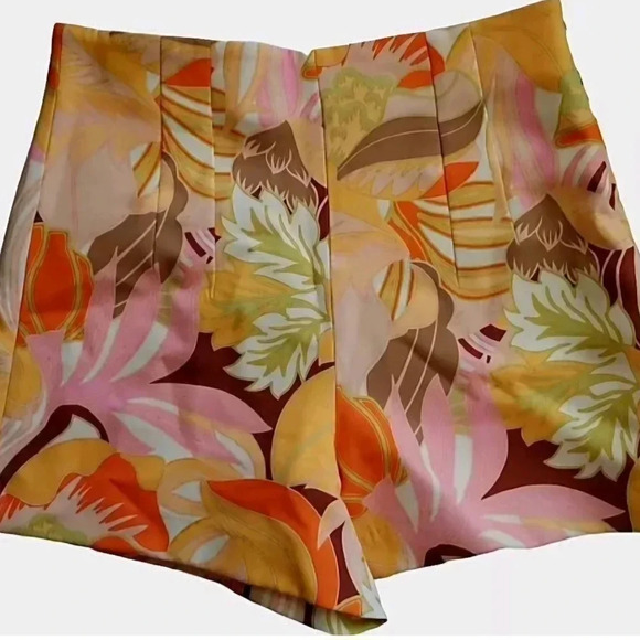 Zara Gold Yellow Floral High Waist Short SzS - Picture 6 of 12